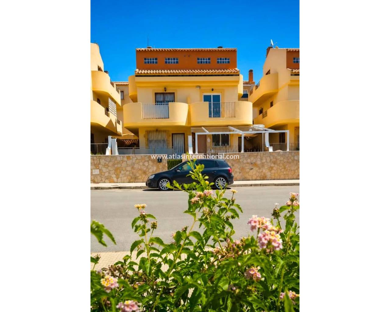 Semi detached villa - Resale - Orihuela costa - La Zenia