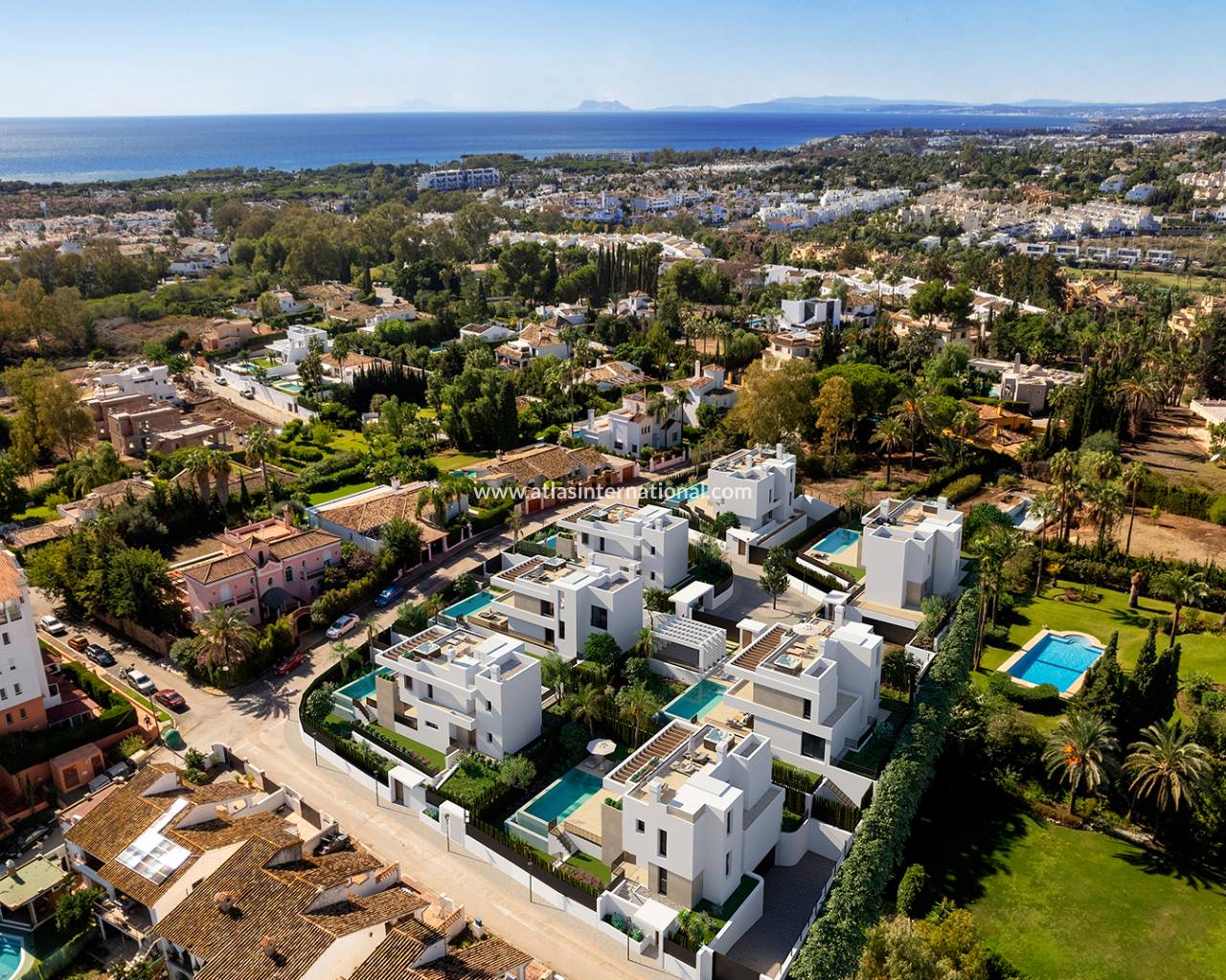Villa - New Build - Estepona (Málaga) - Spain