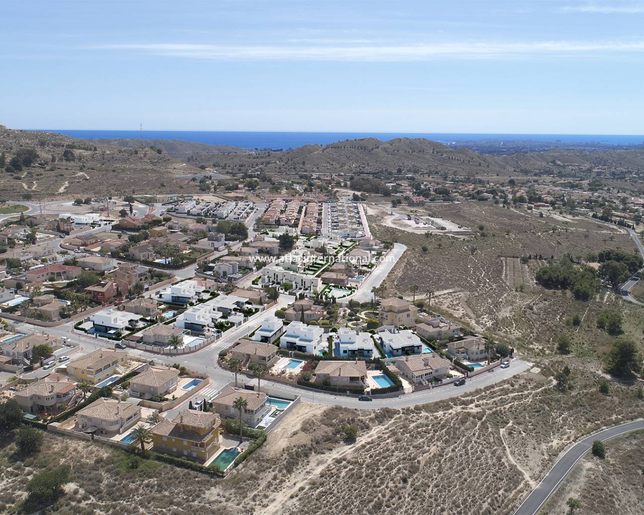 Villa - Nieuw - Busot, zona Bonalba Golf (Alicante) - Spain