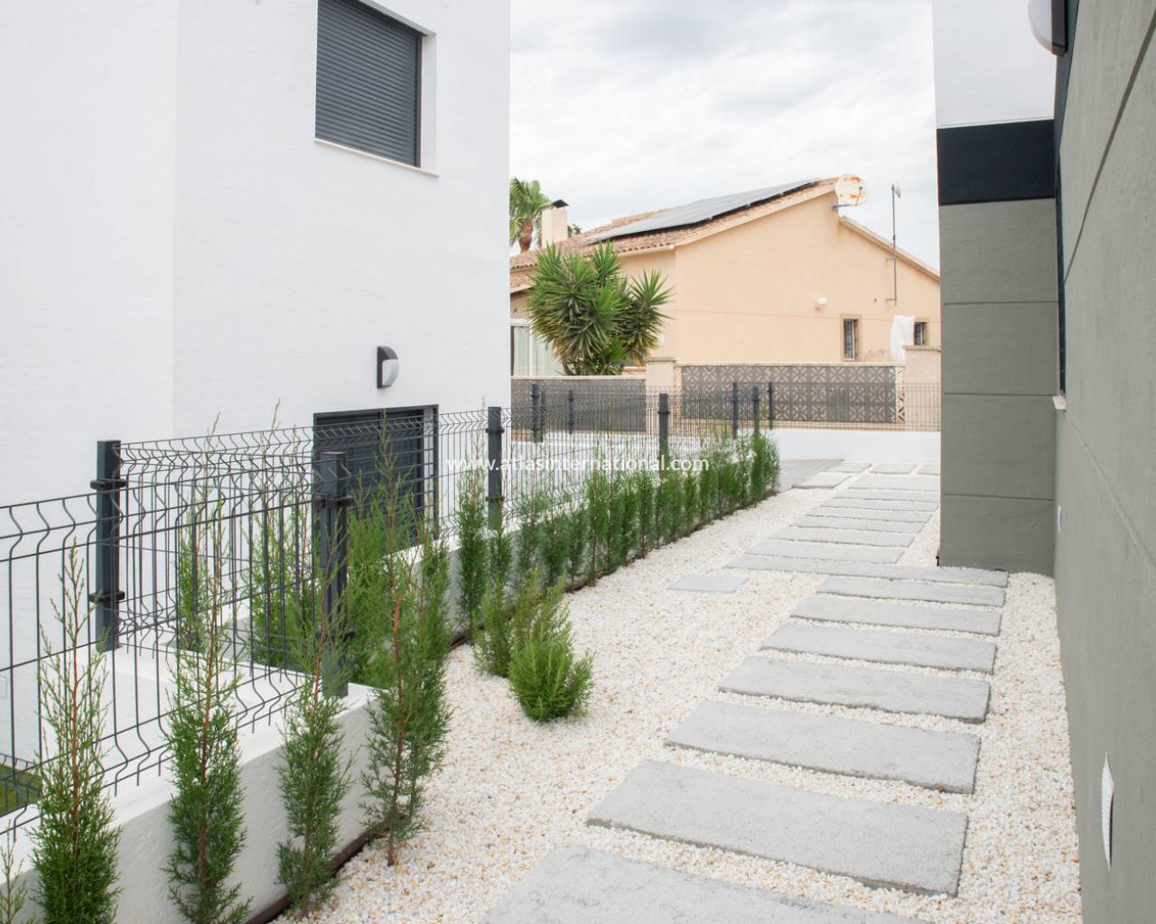 Villa - Nouvelle construction - Busot, zona Bonalba Golf (Alicante) - Spain