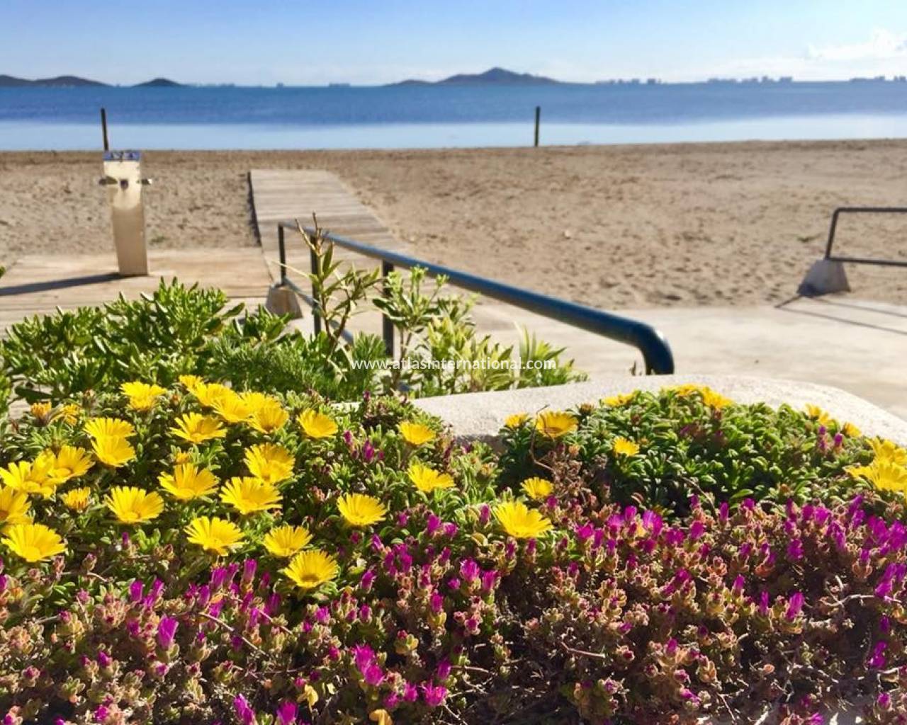 Willa - Nowo zbudowane - Los urrutias - Corcega 9