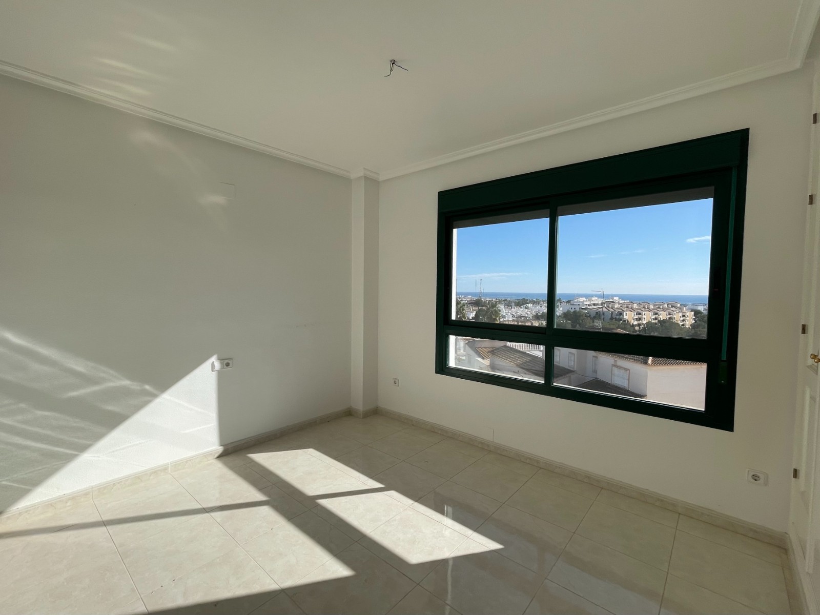 Apartment in Urbanizacion los Balcones - Image 2