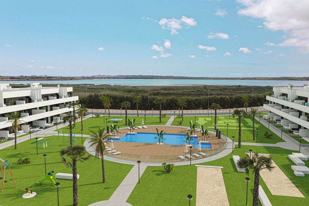 Apartment in Urbanizacion El Raso - Image 5