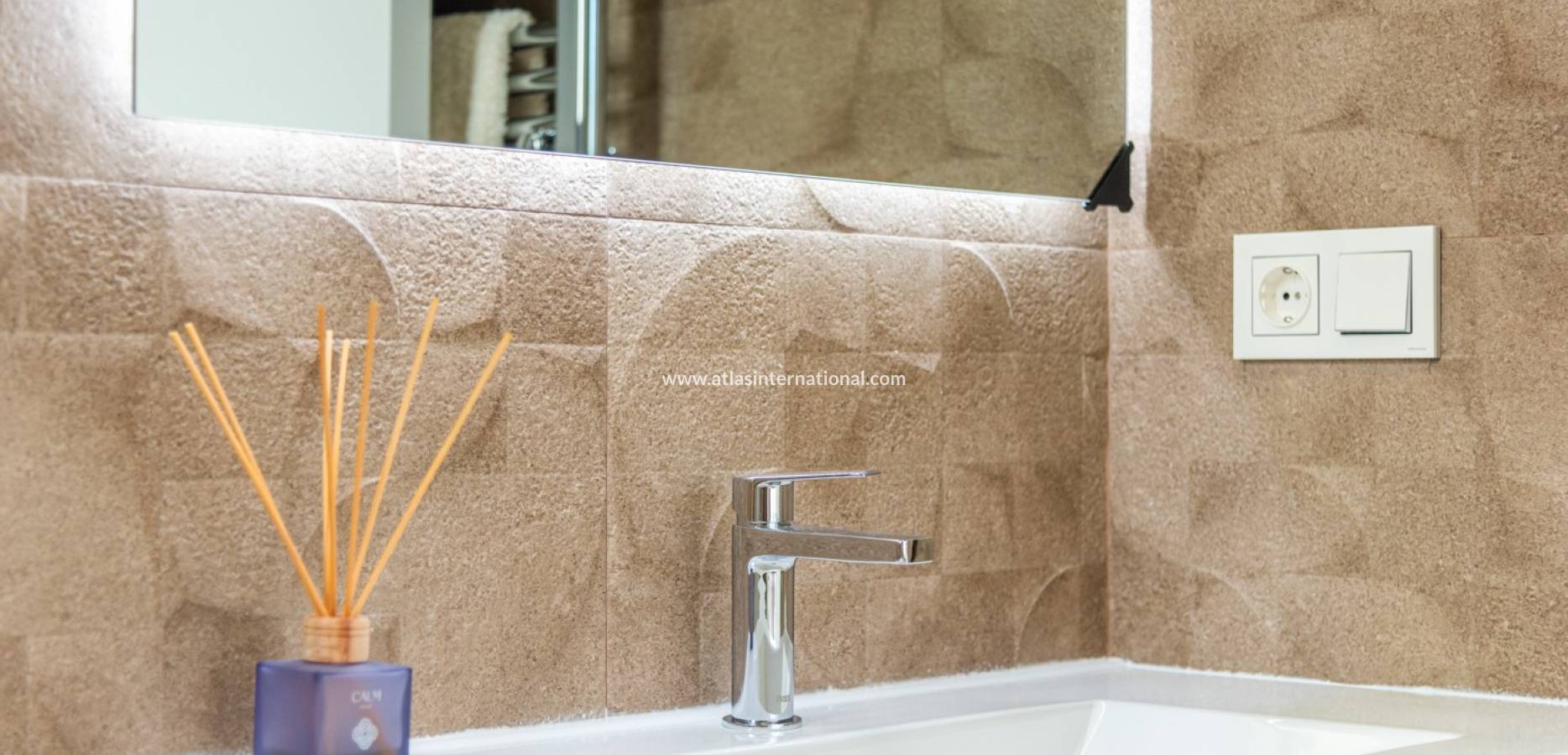 Nieuw - Villa - Vera