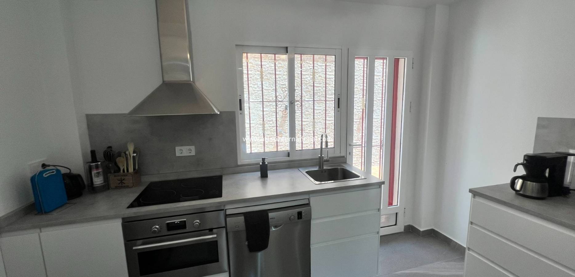 Resale - Semi detached villa - Orihuela costa - La Zenia