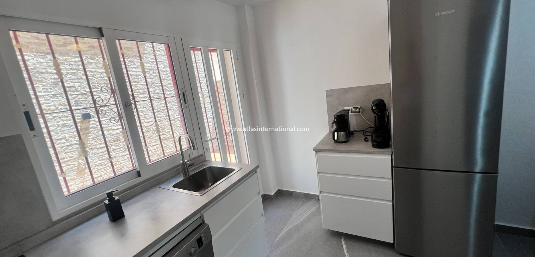 Resale - Semi detached villa - Orihuela costa - La Zenia