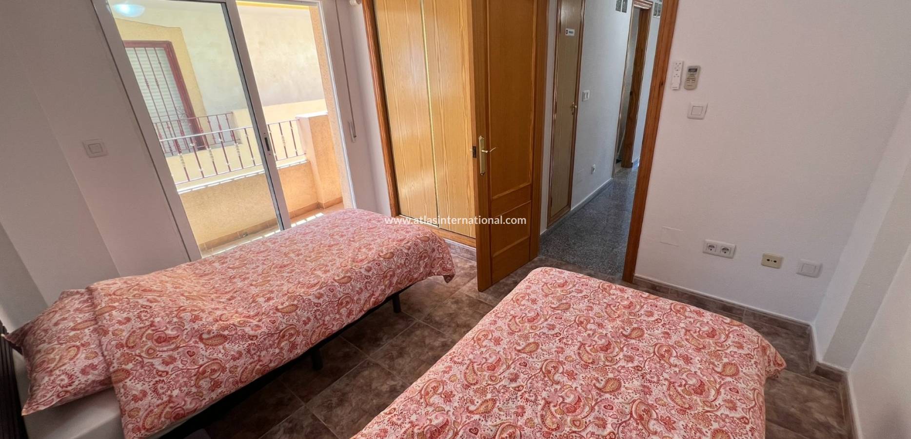 Resale - Semi detached villa - Orihuela costa - La Zenia