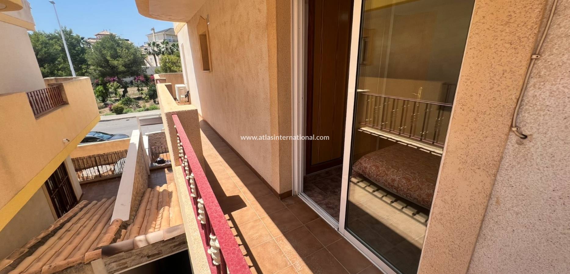 Resale - Semi detached villa - Orihuela costa - La Zenia