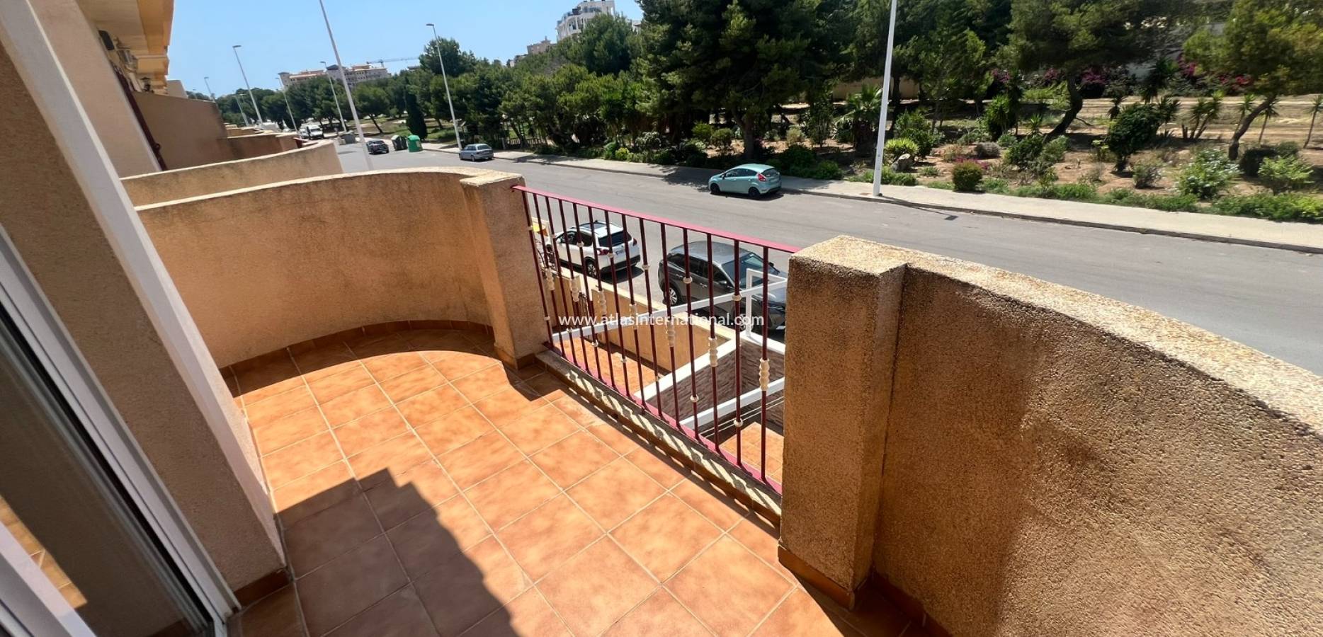 Resale - Semi detached villa - Orihuela costa - La Zenia