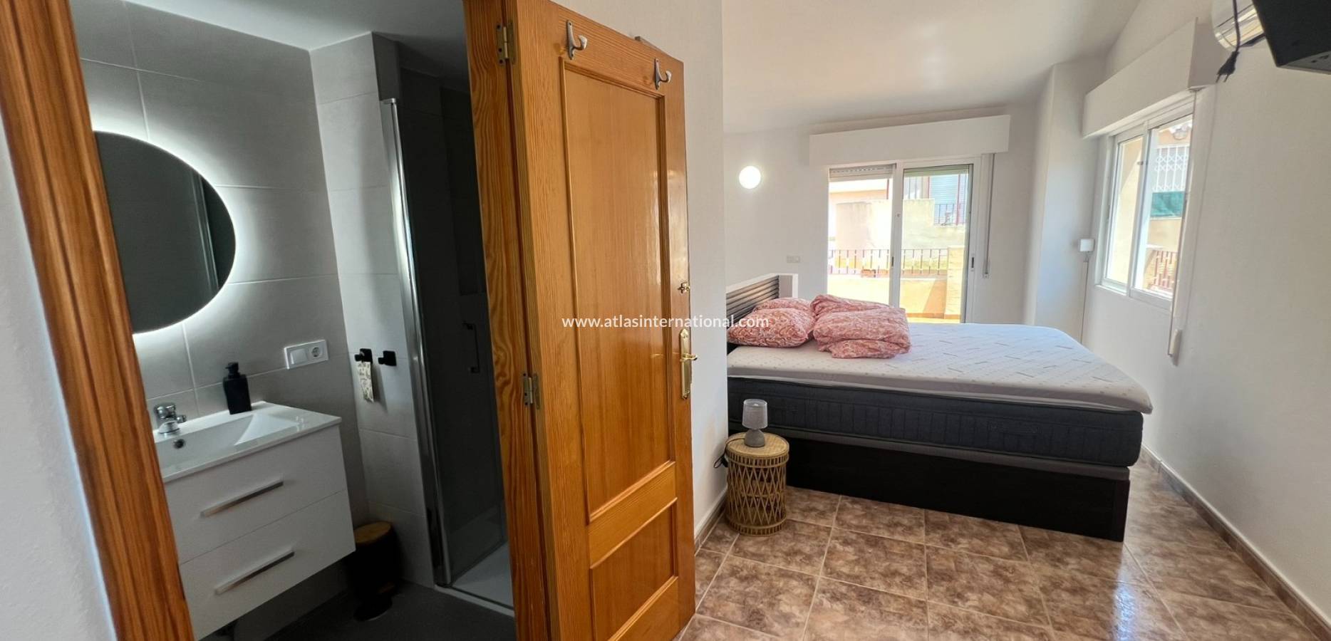 Resale - Semi detached villa - Orihuela costa - La Zenia