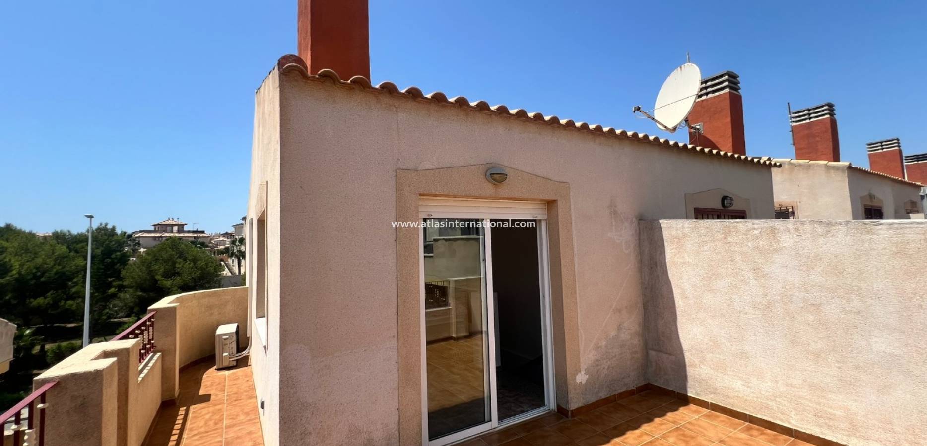 Resale - Semi detached villa - Orihuela costa - La Zenia