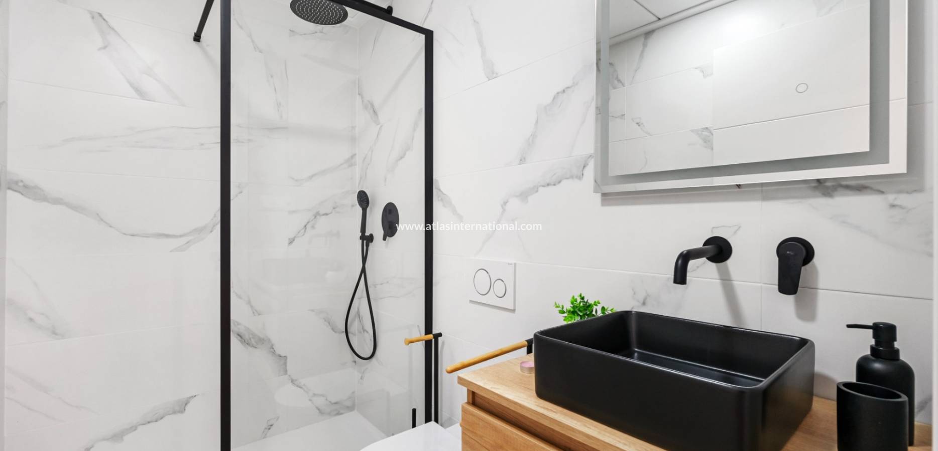 Nowo zbudowane - Apartament - Lo pagan