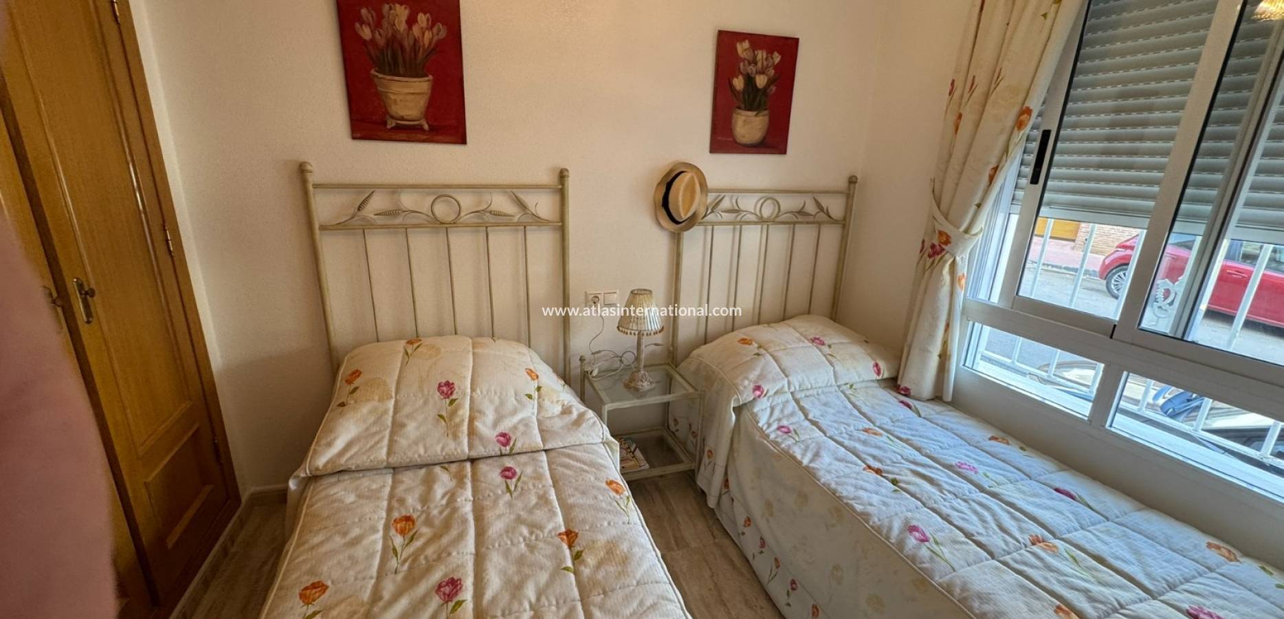 Resale - Apartment - Algorfa