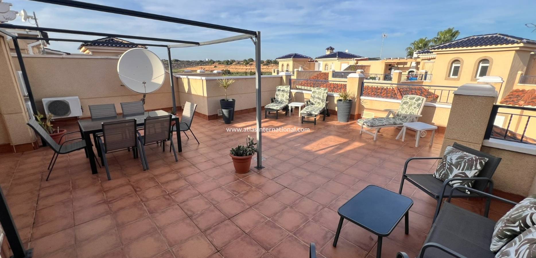 Resale - Penthouse - Mil Palmeras