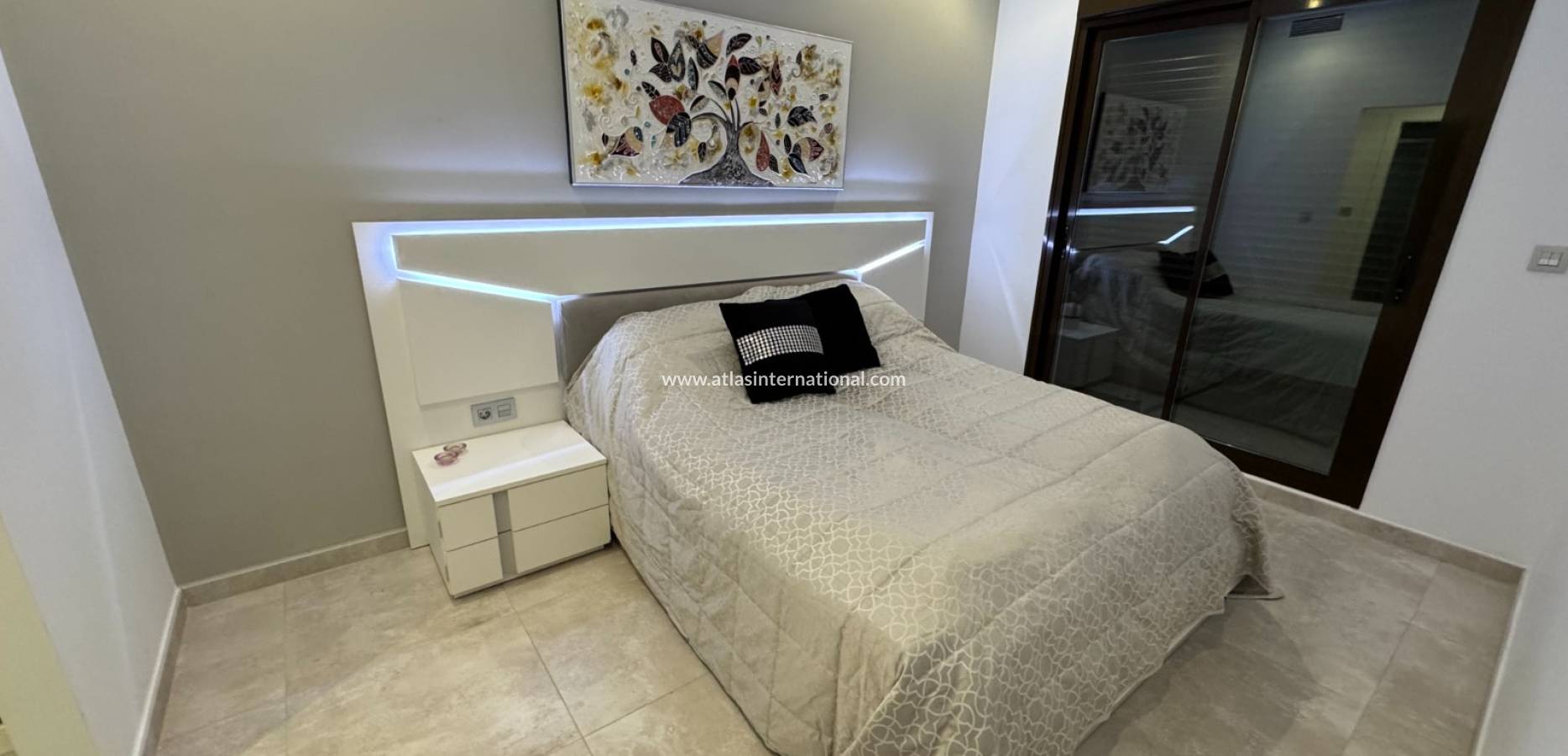 Odsprzedaż - Kamienica - La Torre de la Horadada