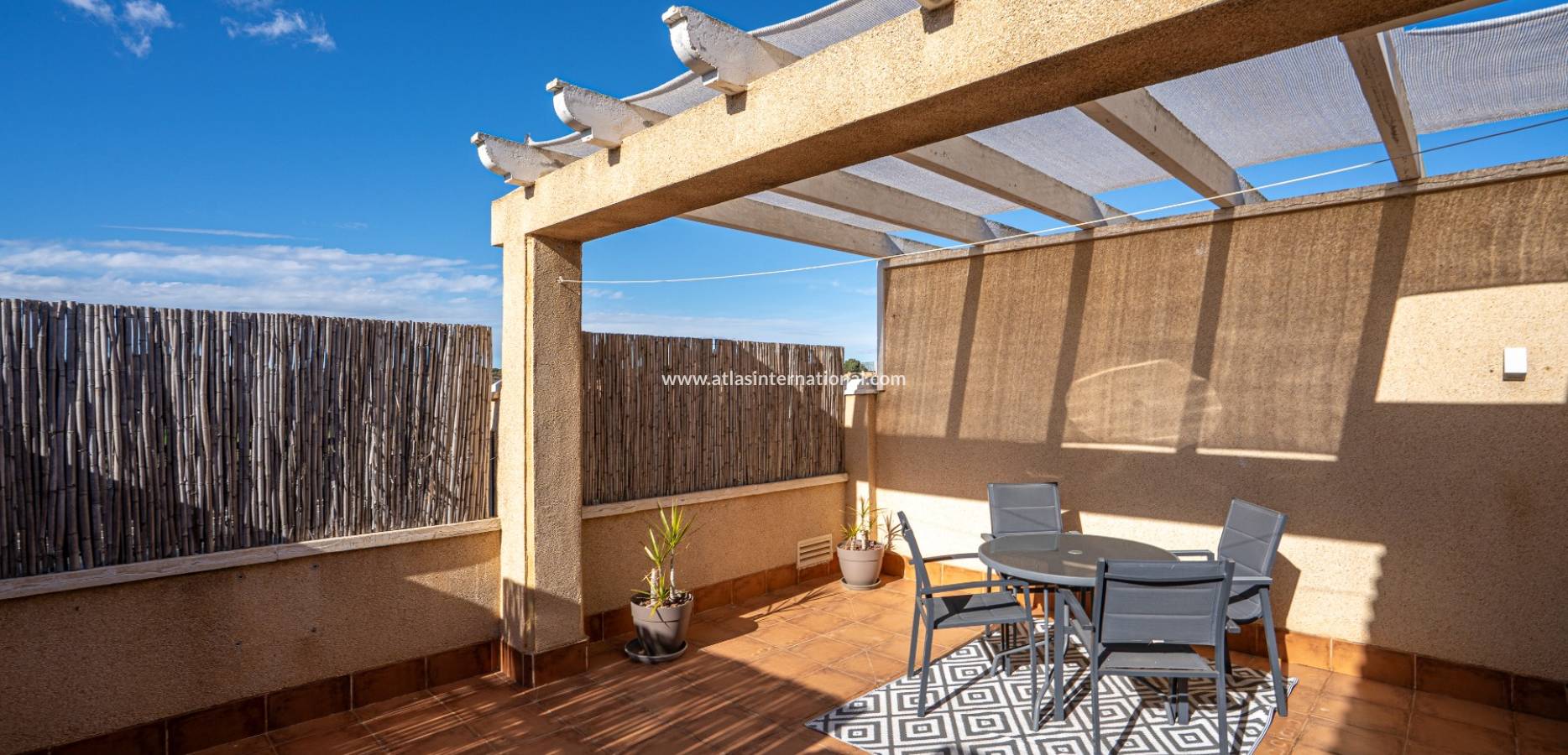 Herverkoop - Rijtjeshuis - Mil Palmeras