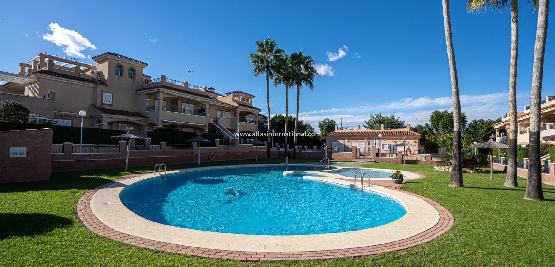 Herverkoop - Rijtjeshuis - Mil Palmeras