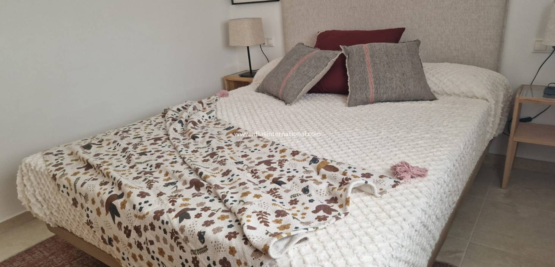 Nieuw - Appartement - Avileses