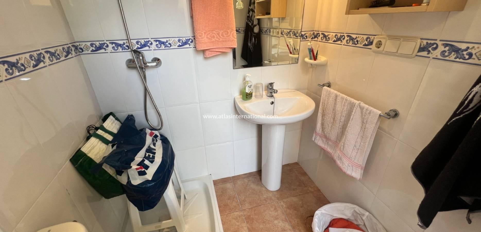 Resale - Semi-Detached Villa - Orihuela costa - Punta Prima