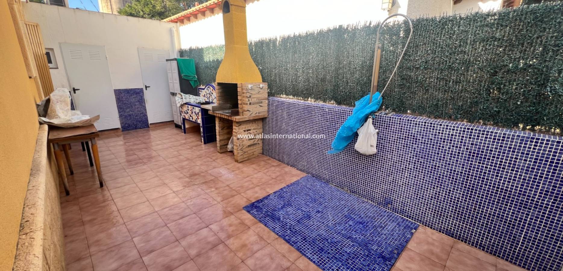 Resale - Semi-Detached Villa - Orihuela costa - Punta Prima