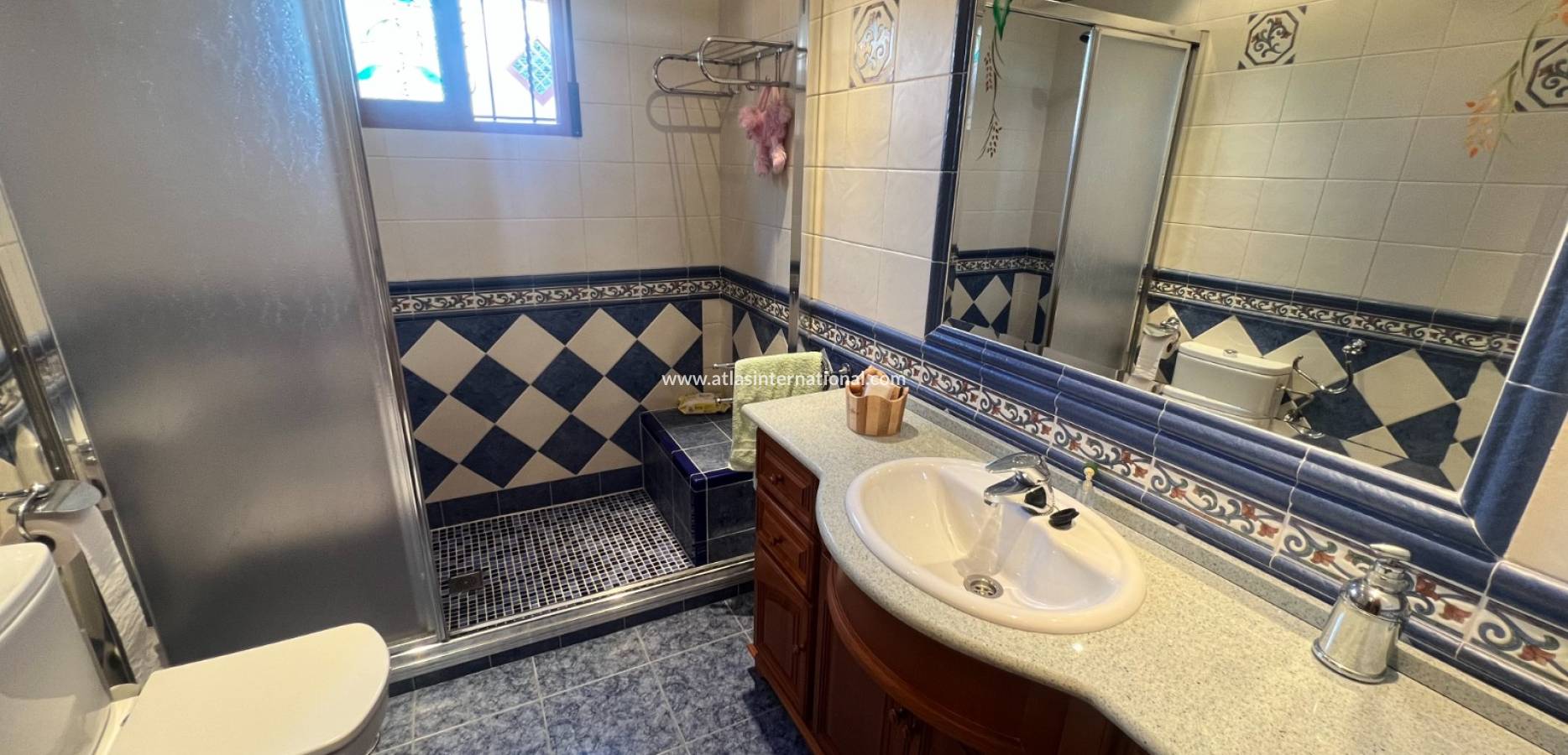 Resale - Semi-Detached Villa - Orihuela costa - Punta Prima