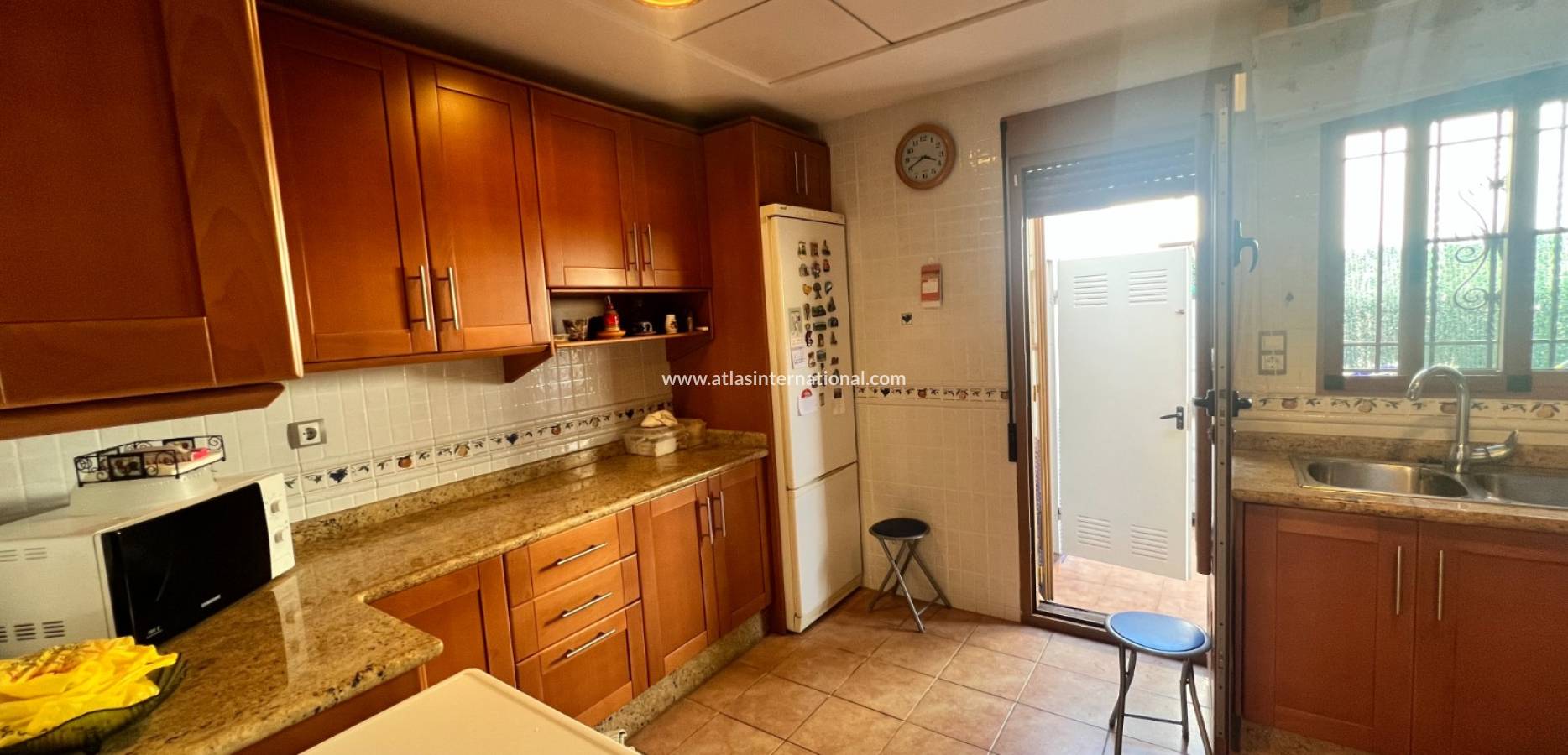 Resale - Semi-Detached Villa - Orihuela costa - Punta Prima