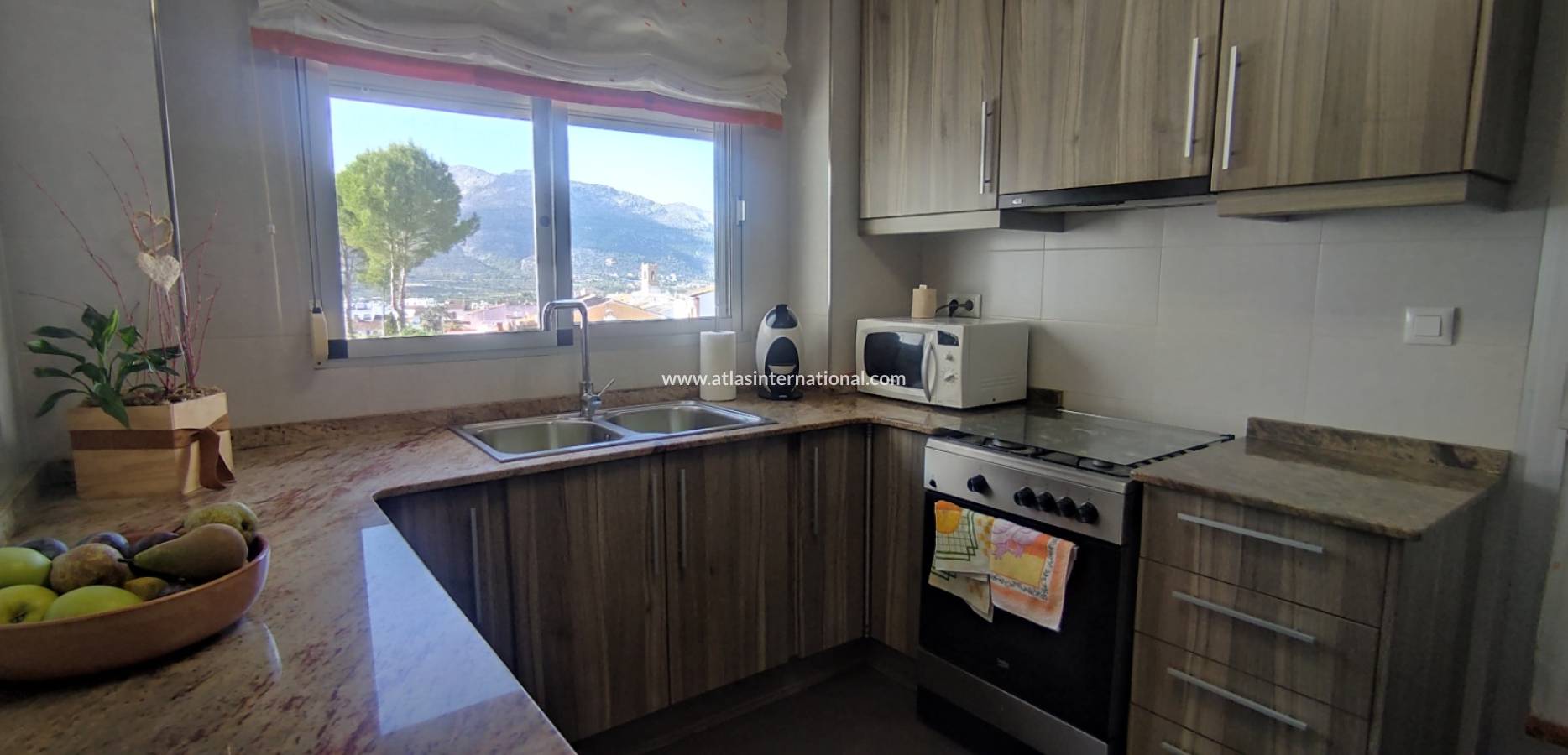 Resale - Lägenhet - Orba