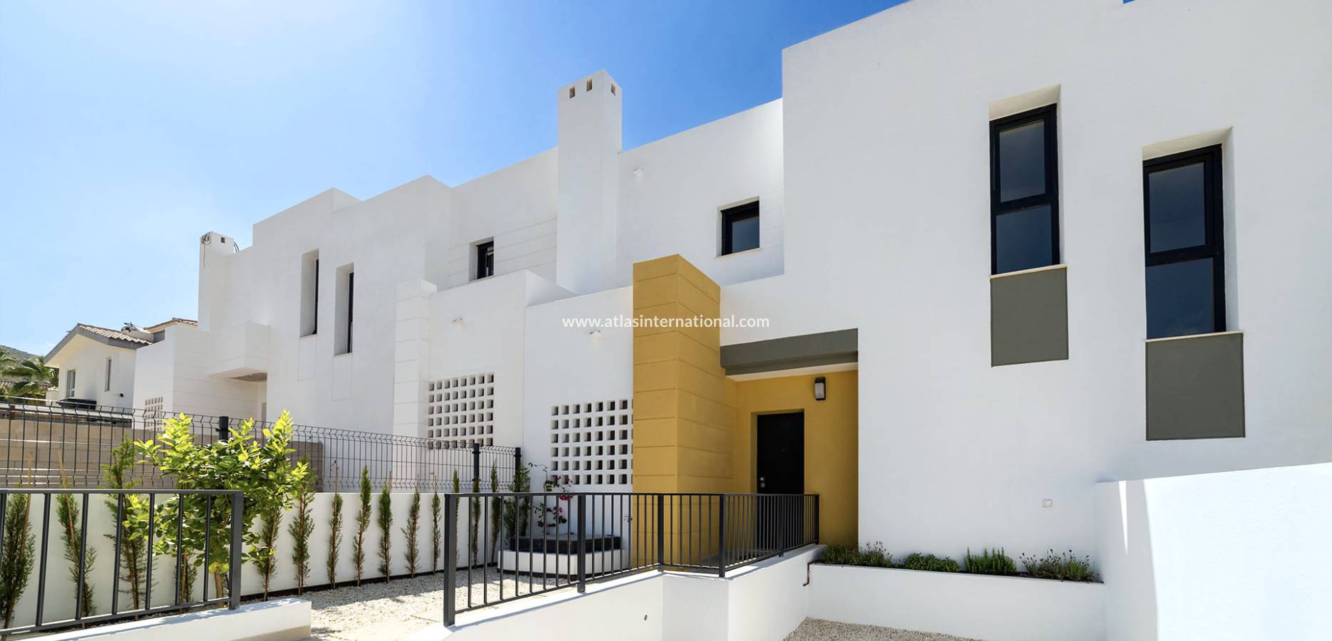  - Villa - Busot, zona Bonalba Golf (Alicante) - Spain