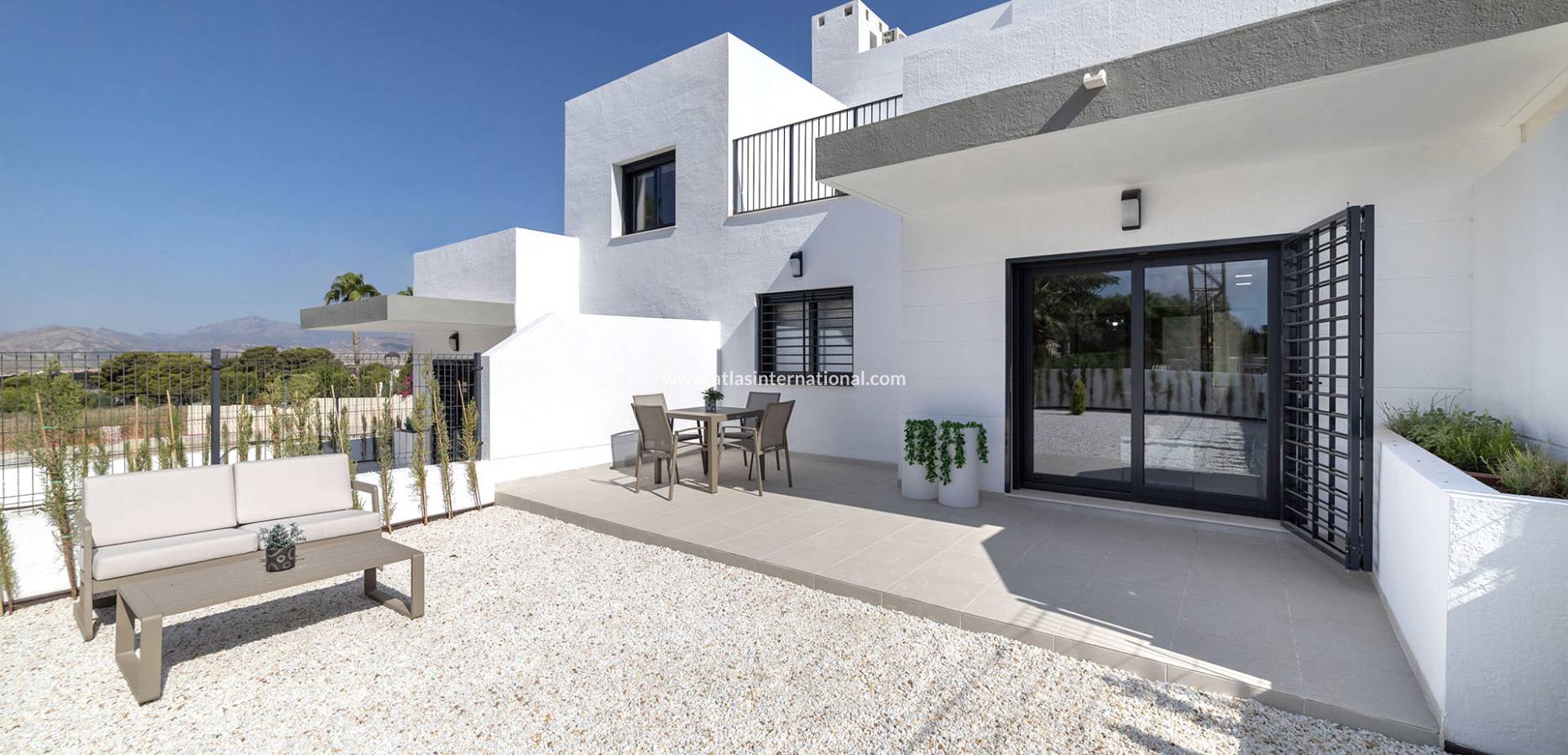  - Villa - Busot, zona Bonalba Golf (Alicante) - Spain