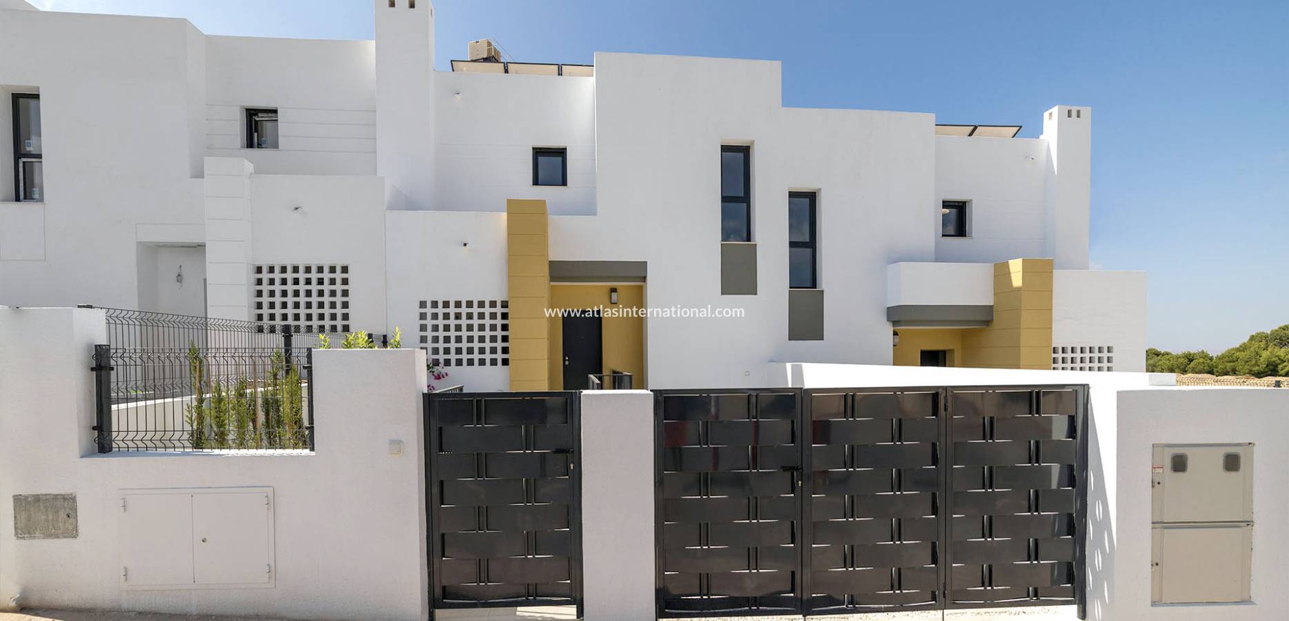  - Villa - Busot, zona Bonalba Golf (Alicante) - Spain