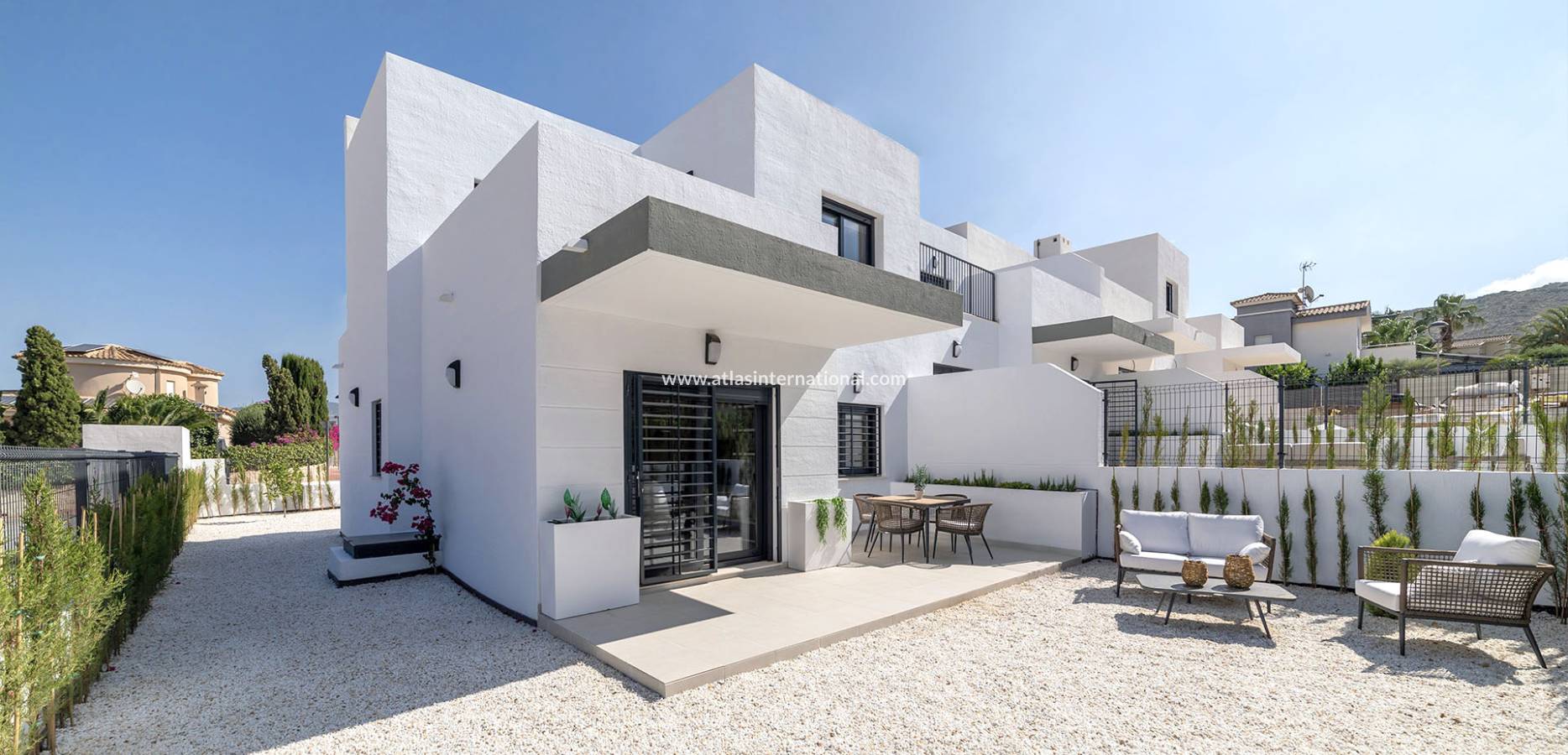  - Villa - Busot, zona Bonalba Golf (Alicante) - Spain