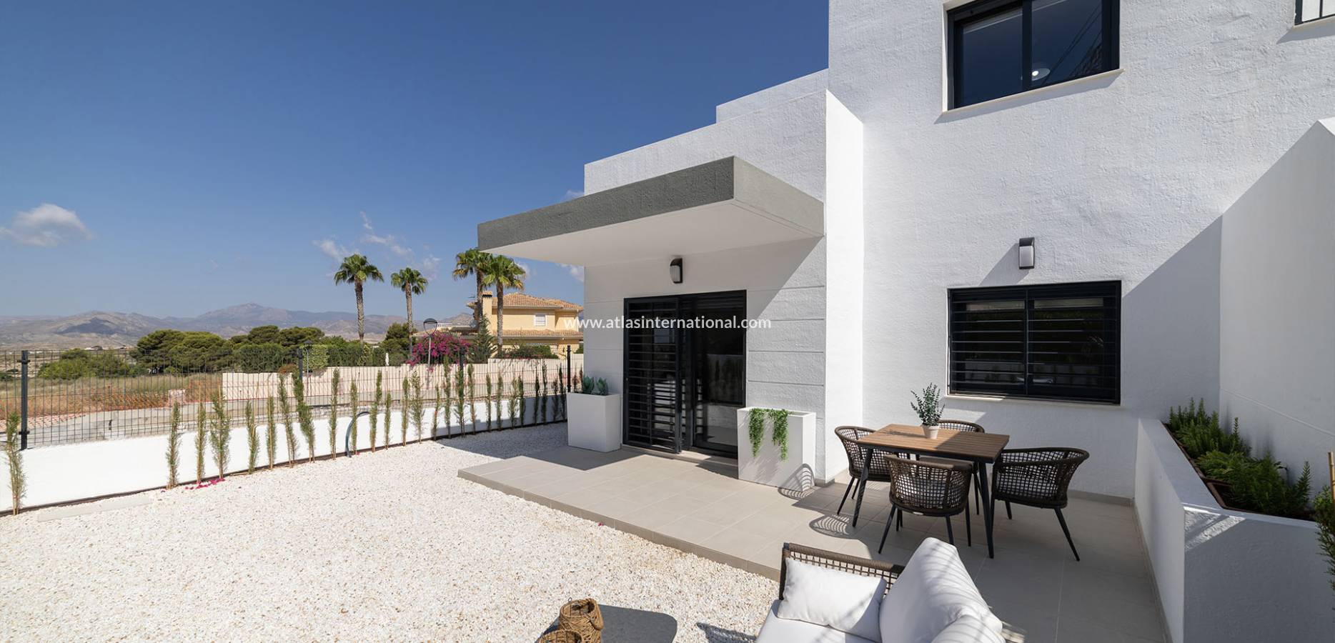  - Villa - Busot, zona Bonalba Golf (Alicante) - Spain