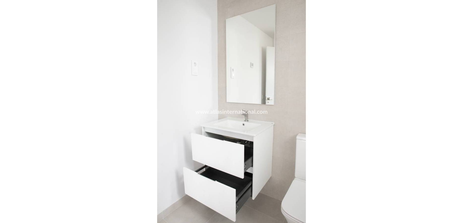  - Villa - Busot, zona Bonalba Golf (Alicante) - Spain
