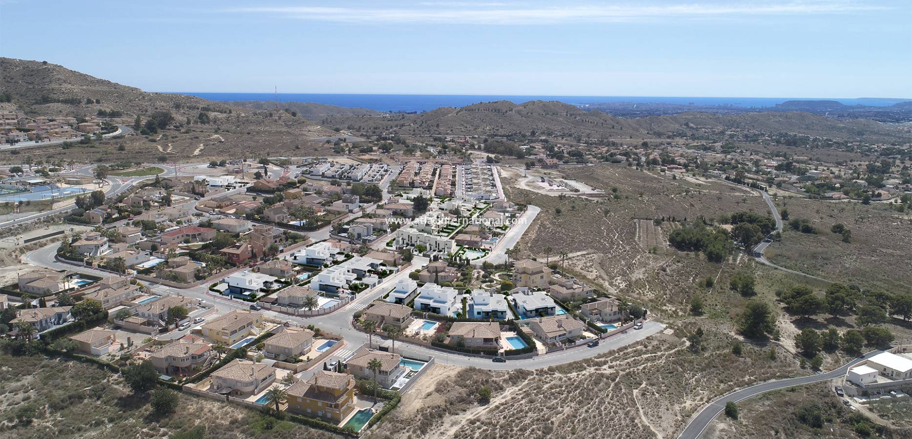  - Villa - Busot, zona Bonalba Golf (Alicante) - Spain