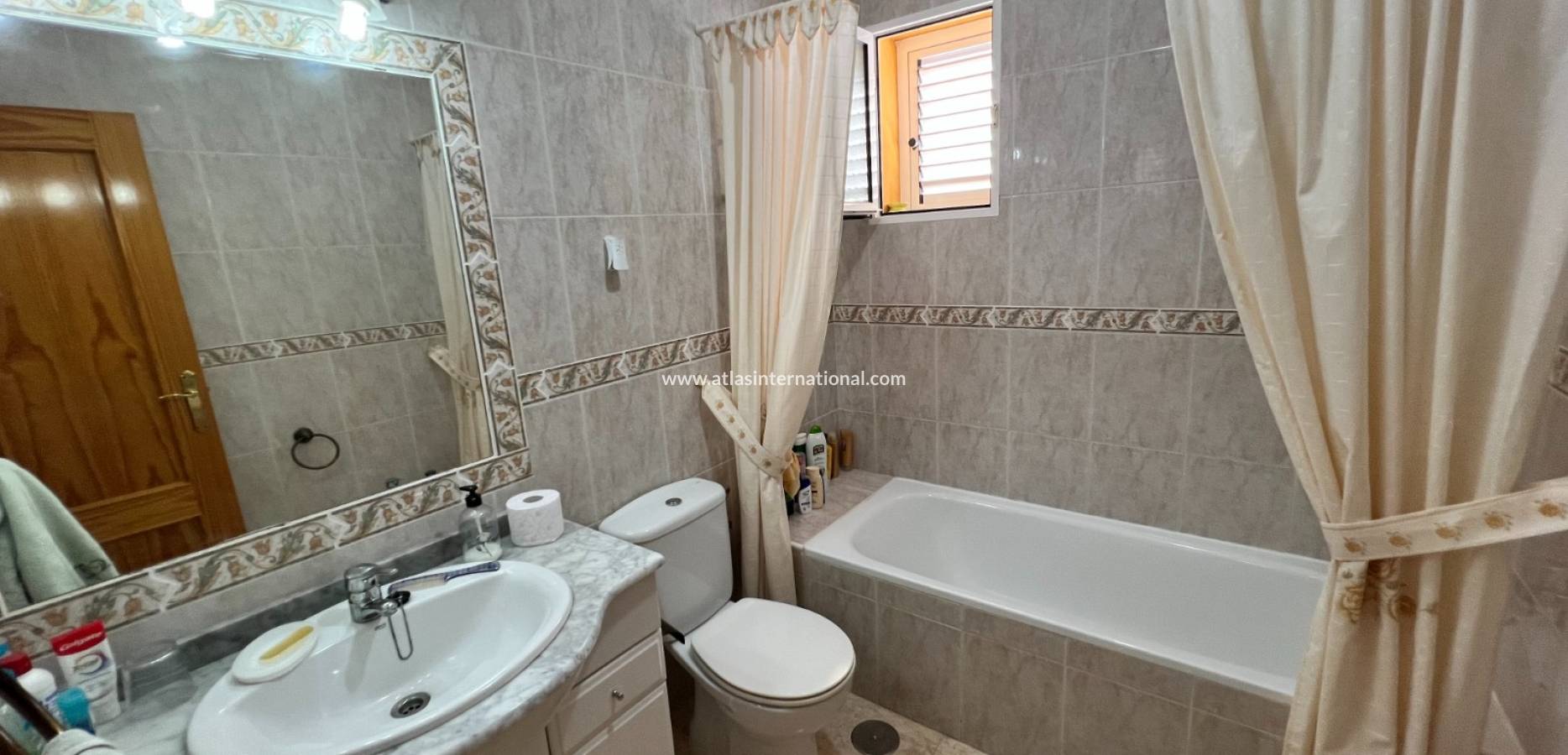 Venta - Semi-Detached Villa - La Torre de la Horadada