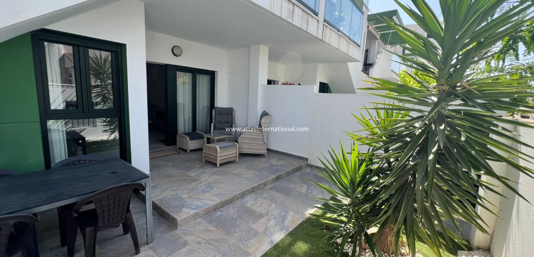 Resale - Duplex - Mil Palmeras