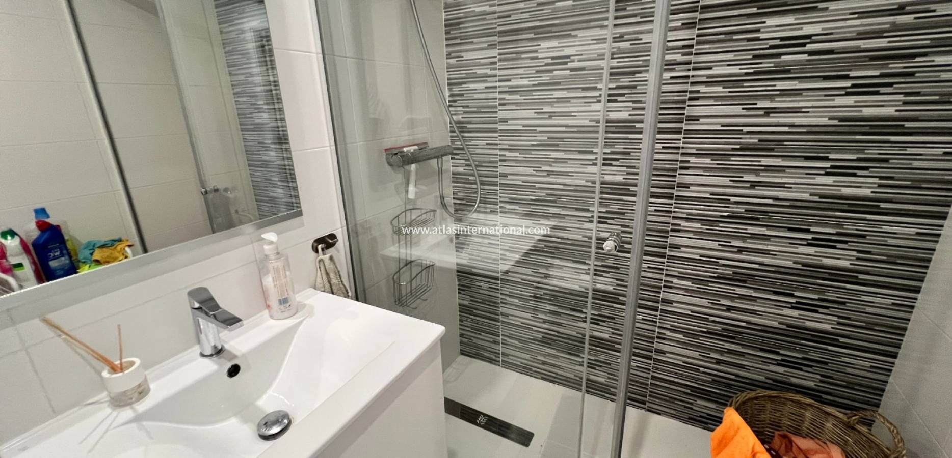 Resale - Duplex - Mil Palmeras
