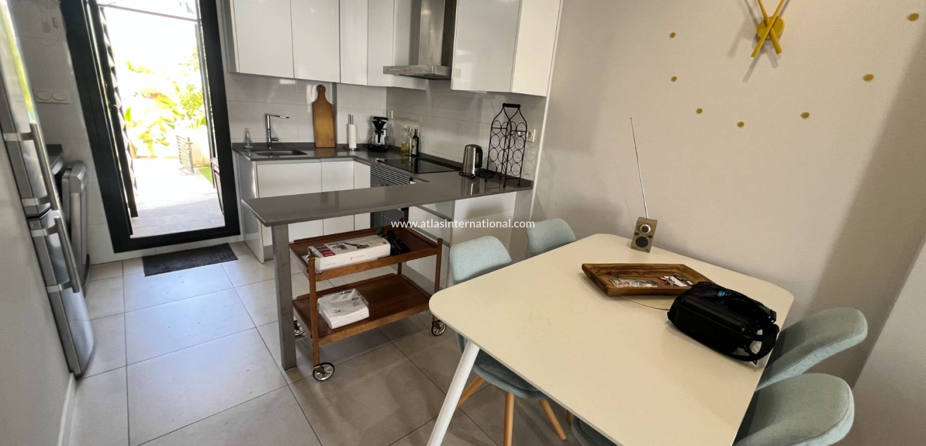 Resale - Duplex - Mil Palmeras