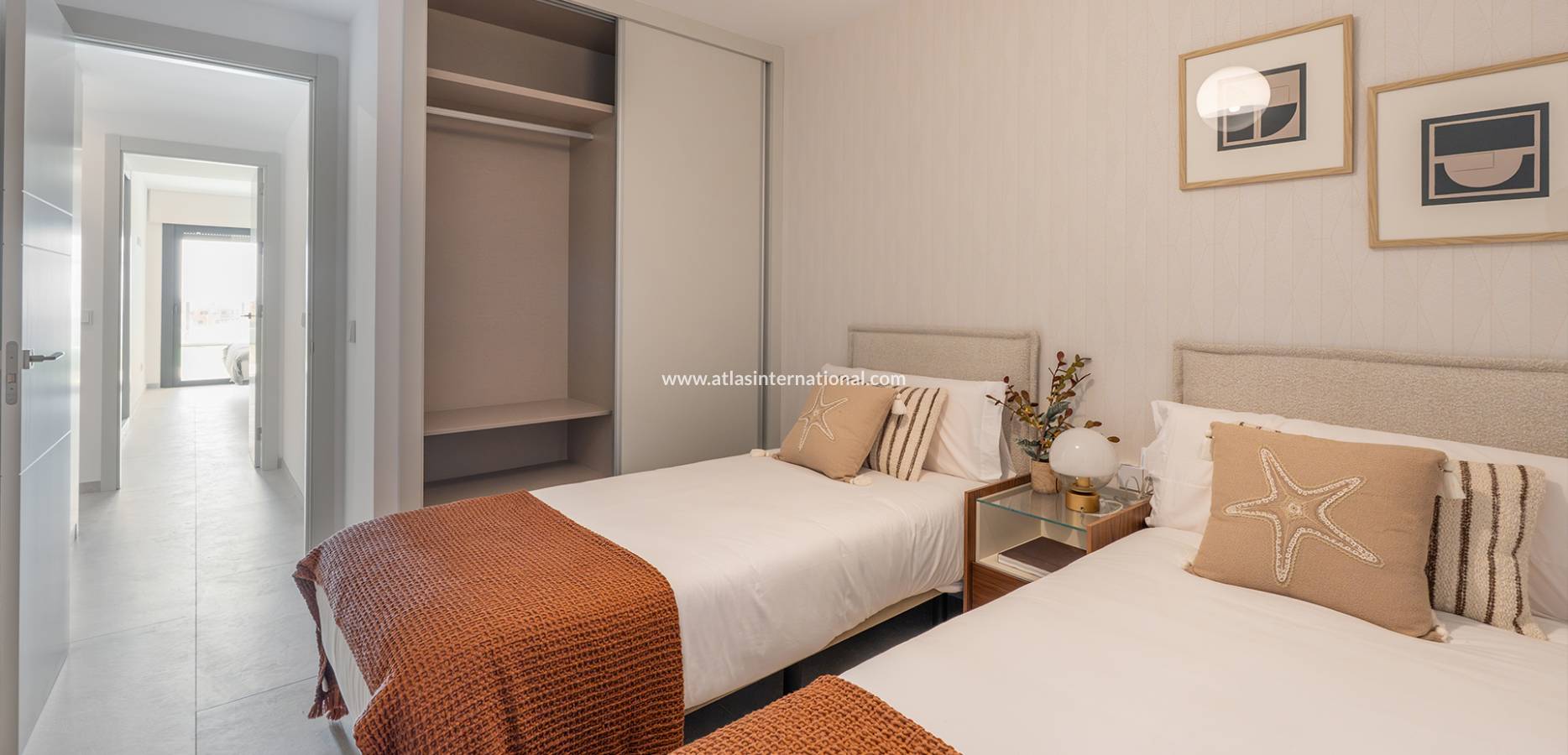 New Build - Semi-Detached - Estepona (Málaga) - Spain
