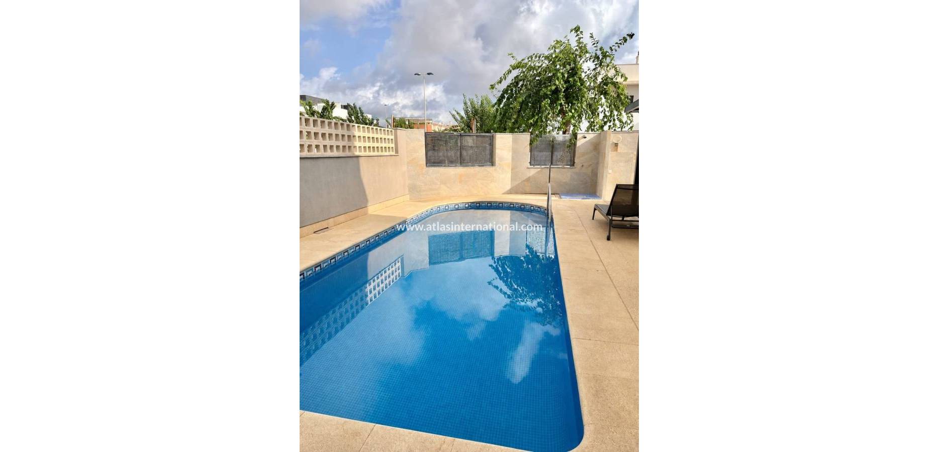 Resale - Semi-Detached Villa - La Torre de la Horadada