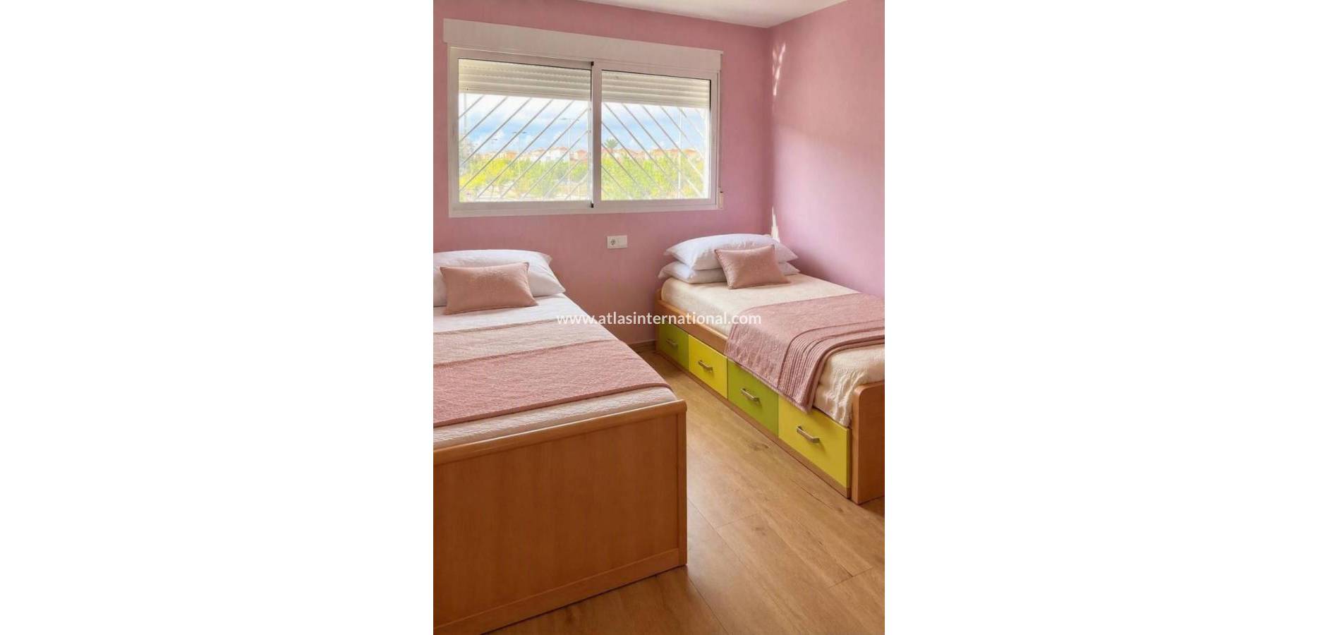 Resale - Semi-Detached Villa - La Torre de la Horadada