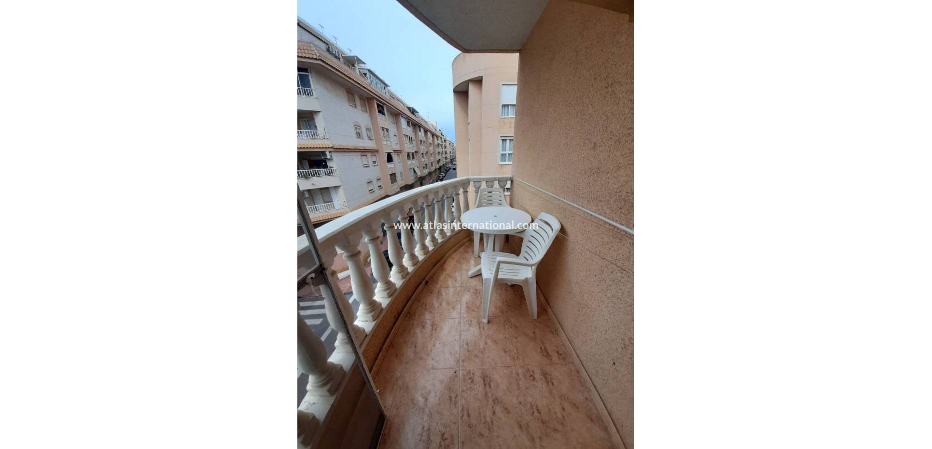 Resale - Apartamento - Torrevieja