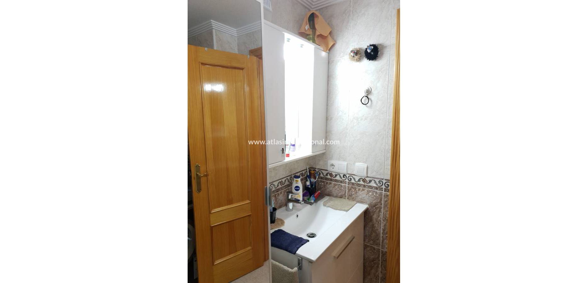 Resale - Apartamento - La Mata, Torrevieja