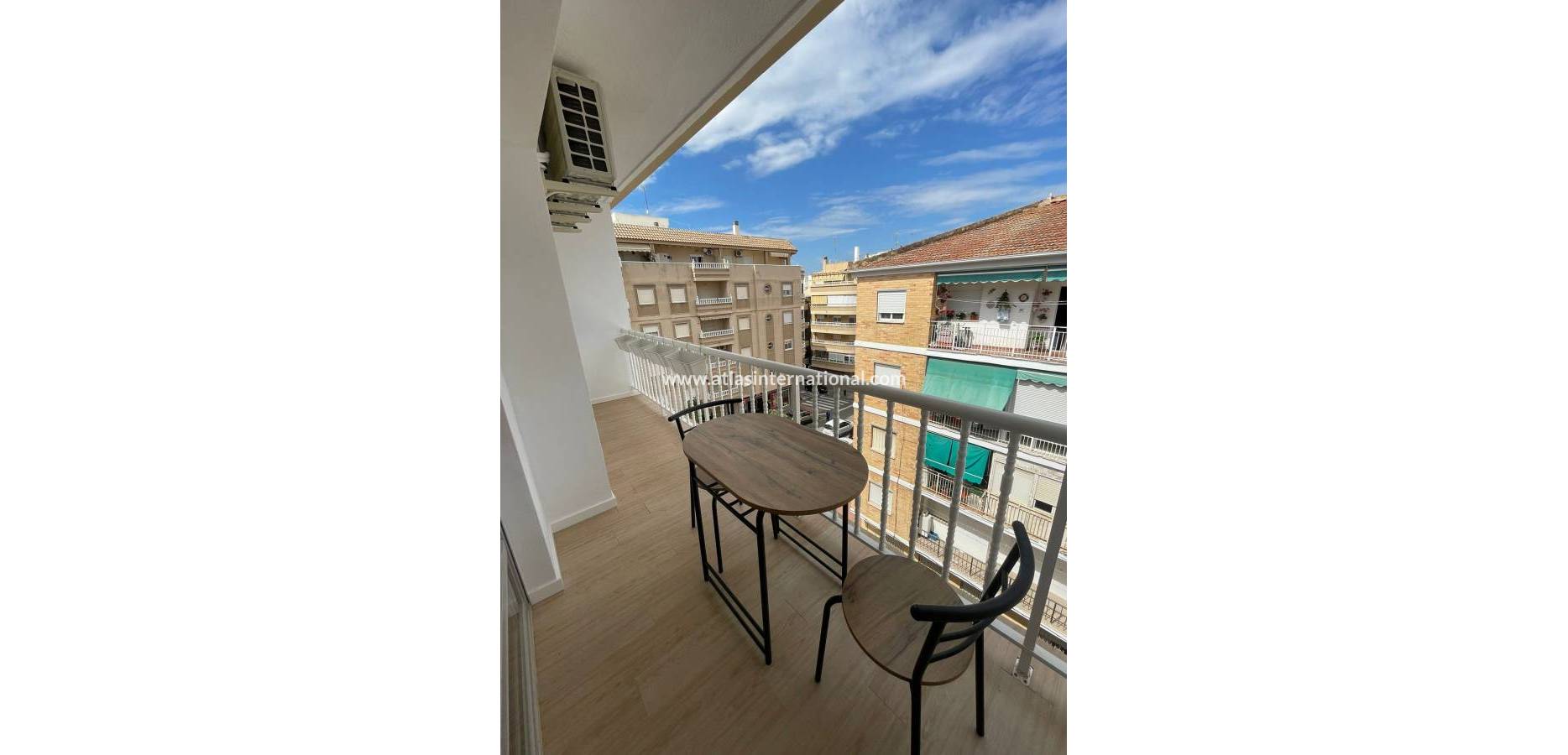 Resale - Apartamento - Torrevieja