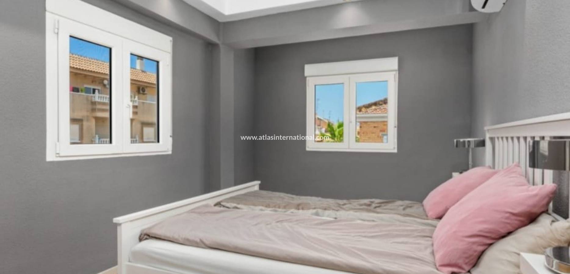 Resale - Apartamento - Torrevieja