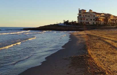 Íbúð · Nýbygging - Torrevieja · Alicante · Spánn