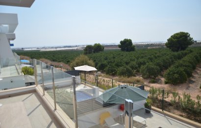 Villa · Resale - Pilar de la Horadada · Alicante · Spain