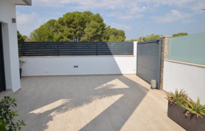 Villa · Resale - Pilar de la Horadada · Alicante · Spain