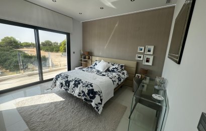 Villa · Resale - Pilar de la Horadada · Alicante · Spain