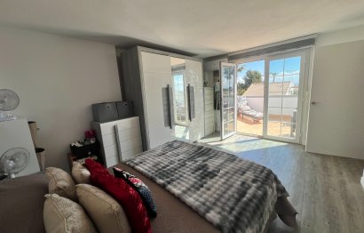 Villa · Revente - Villamartin · Alicante · Espagne